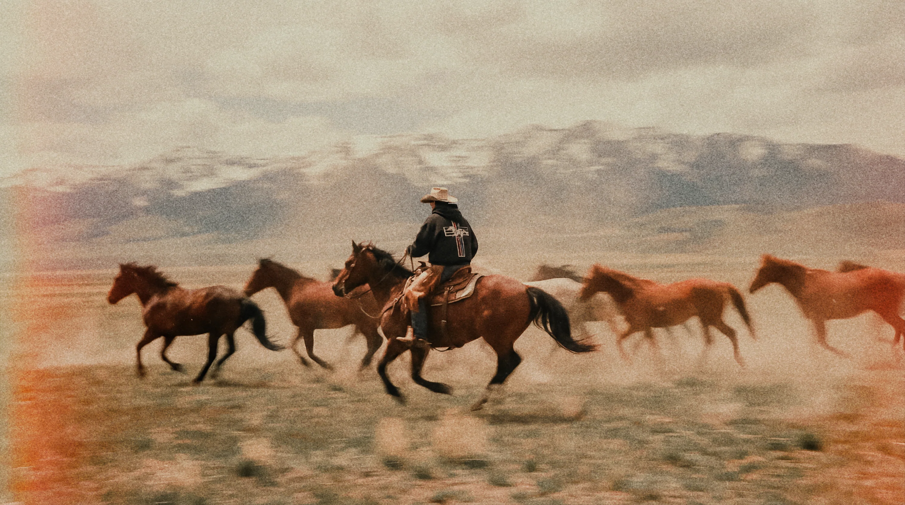 Retro Grit, Timeless Freedom