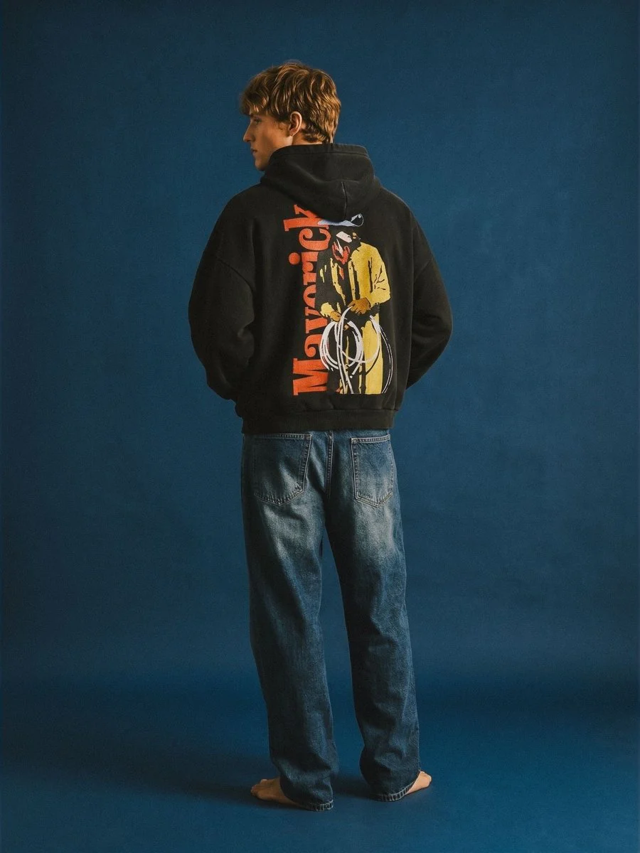 Classic Boxy Hoodie - Image 3